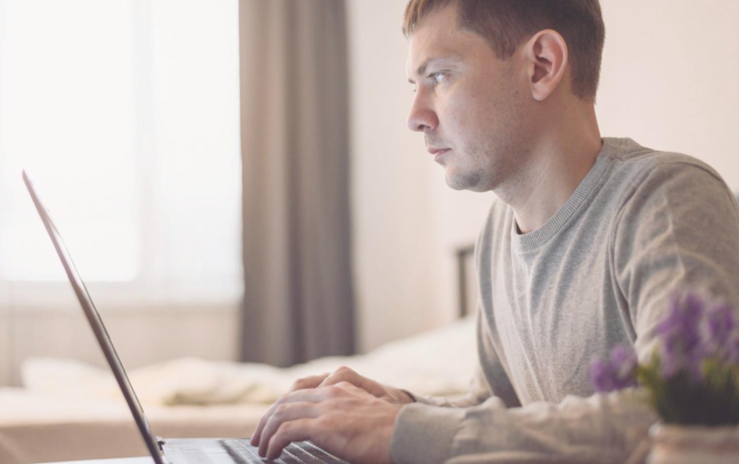 Environnement de travail moderne pour l'analyse financière